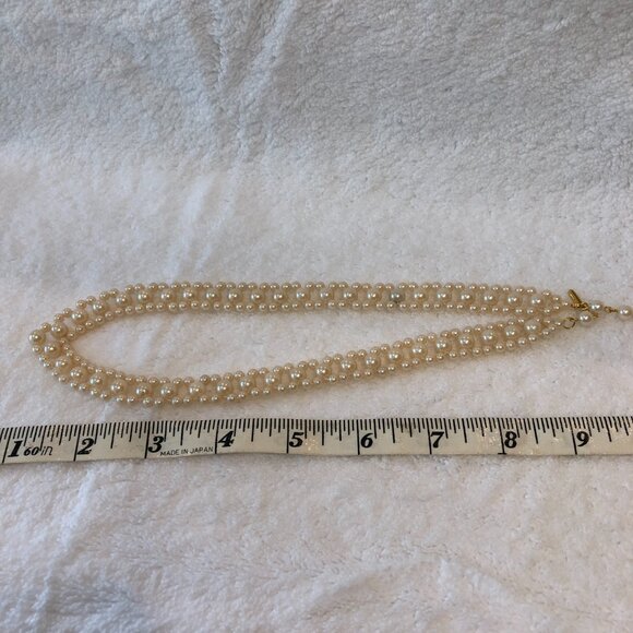 Faux Pearl Necklace with Clasp - Picture 6 of 7